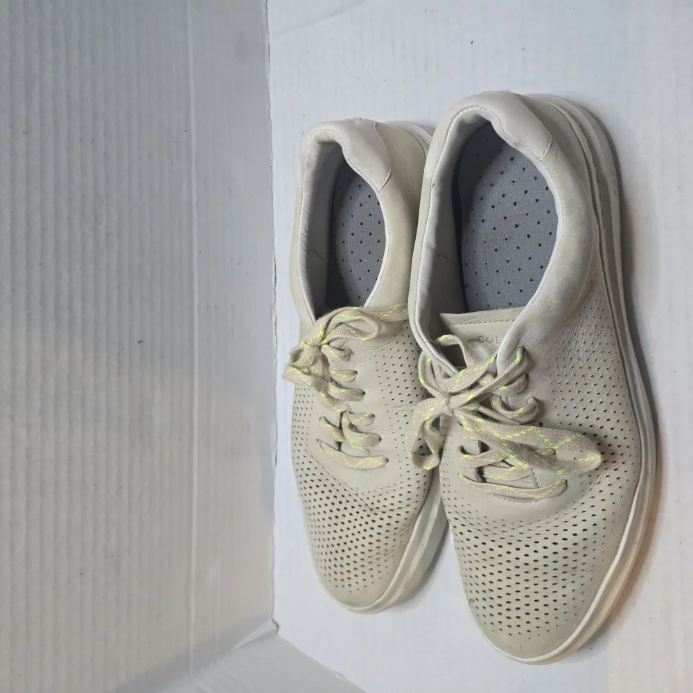 Men's White Cole Haan Shoes‎
